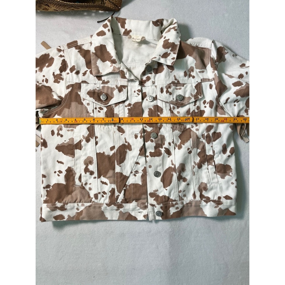 Altar'd State Cow Print Fringe Denim Jacket Western Coastal Cowgirl Boho Brown M - Picture 11 of 12